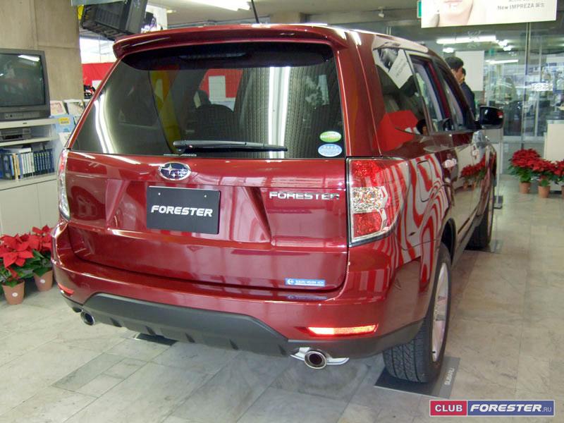 NEW Subaru Forester 2009 03.jpg